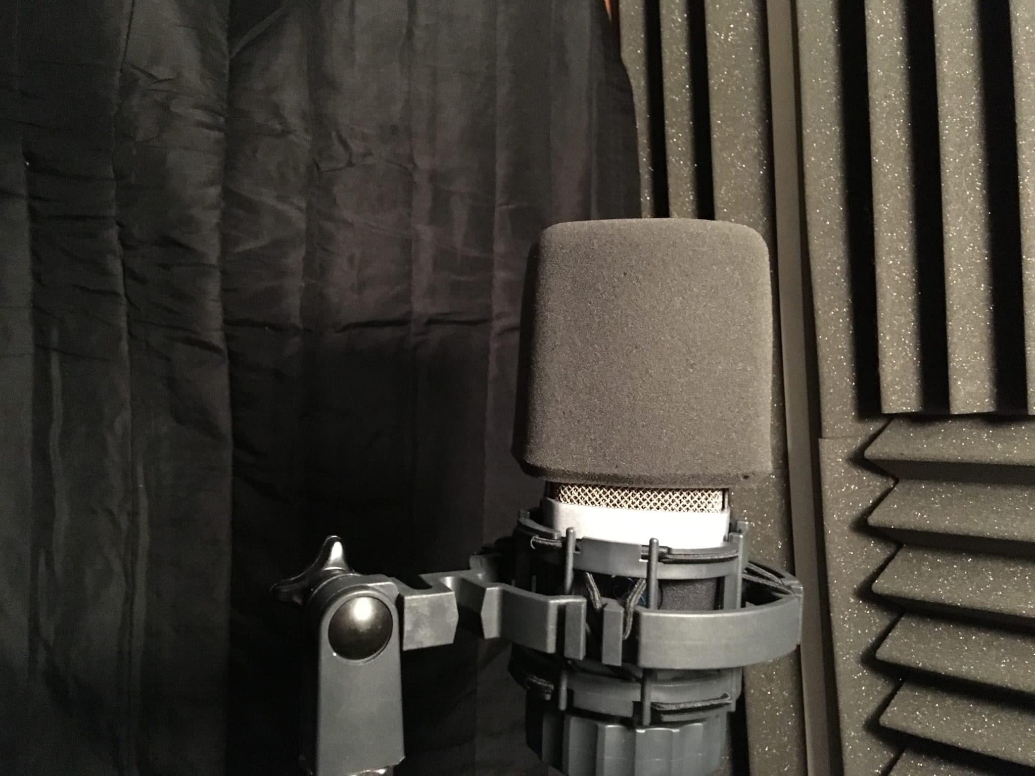 Acoustic Blanket in booth with microphone