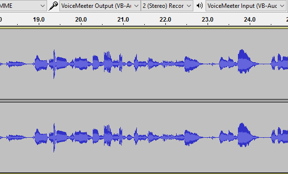 Audacity recording USB mics onto both tracks
