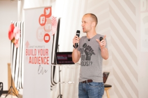 Colin Gray speaking at Build Your Audience Live