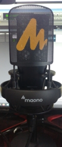 The Maono PM500, set up